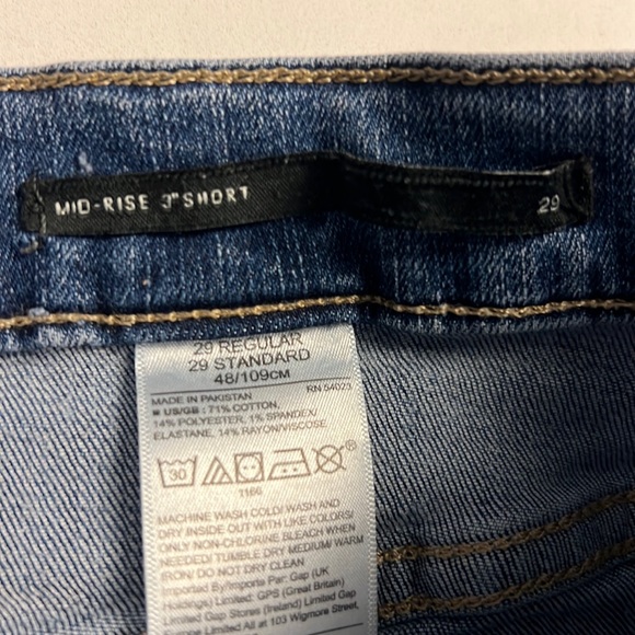 Banana Republic light blue premium denim mid-rise jean shorts - Picture 9 of 9